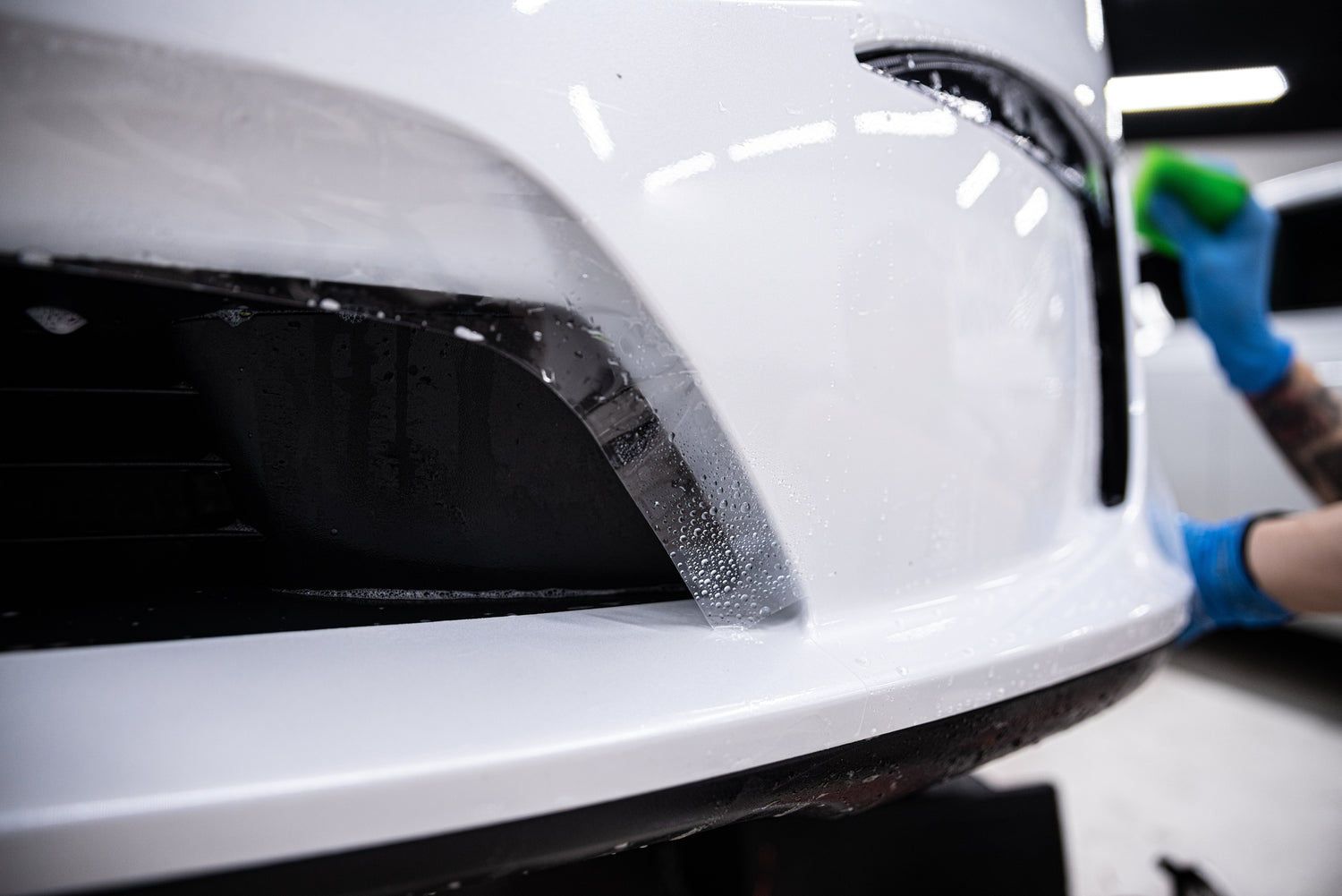 Installation de film protection PPF Tesla Nancy
